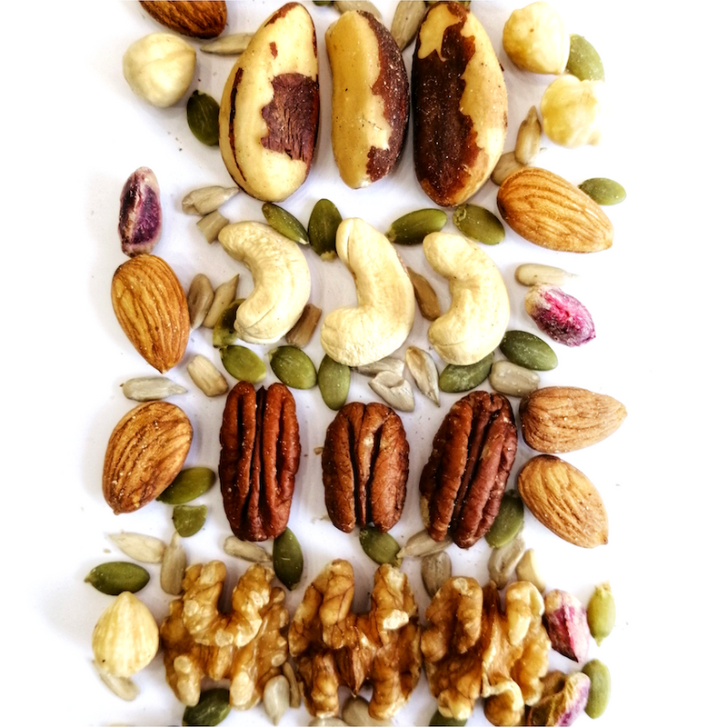 healthy raw nut mix خلطة التسع مكسرات